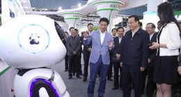 比下棋更难的是理解人类，中美AI技术想象空间大不同