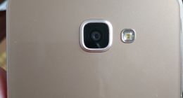 三星A9抗衡苹果iPhone SE，拼的是颜值还是价格?