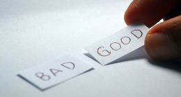 上行与下行的对立，互联网企业业务拓展的不同抉择是行业陷阱?