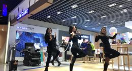 苏宁实体店变身“游乐场”：购物与娱乐双轮驱动