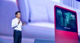 李彦宏：未来20年对手机依赖越来越低 在家已不愿拿起手机