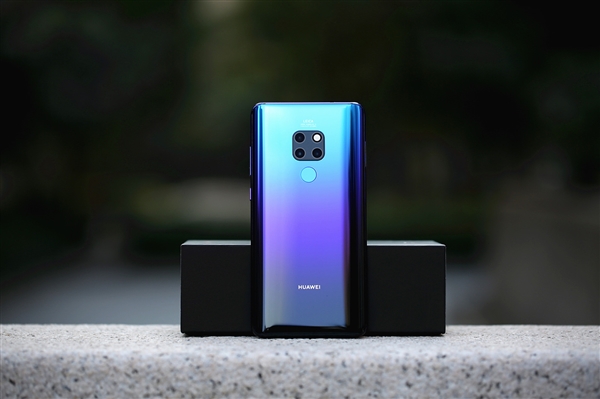 华为手机销量击败三星 位列俄罗斯手机市场第一