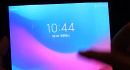 小米折叠屏手机曝光 双折设计或将1月10日发布