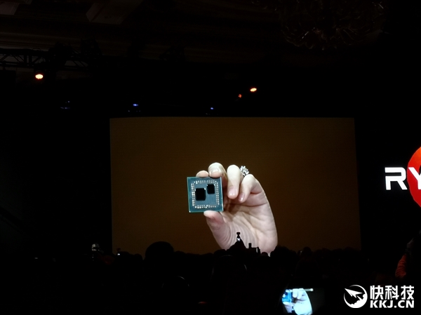 年中上市！AMD第三代锐龙全球首秀：加入IO Die