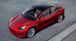 特斯拉去年交付14.56万辆Model 3 是2017年82倍多
