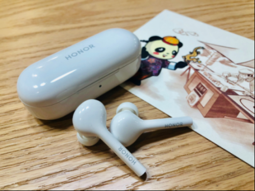 改好-techweb-双击轻触音乐随我走：399元荣耀FlyPods青春版评测670