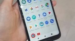 5000mAh大电池！Moto G7 Power真机图曝光：刘海屏设计