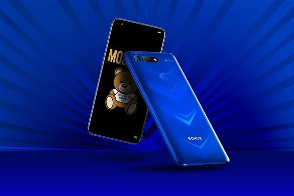 荣耀V20成功挑战吉尼斯世界纪录：使用超3万张4800万像素照片