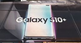 三星S10+宣传海报曝光 打孔屏+前置双摄