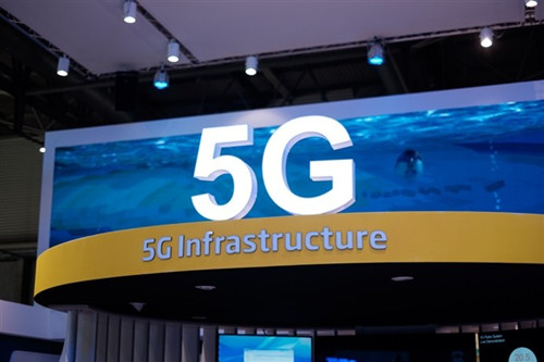 一加5G手机将搭载骁龙855 将亮相MWC2019_副本
