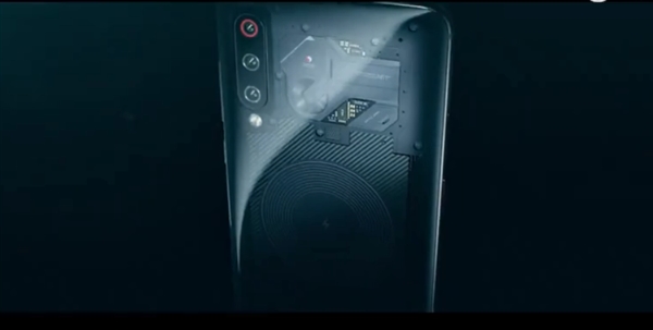 小米9透明版首次公开亮相：究极进化