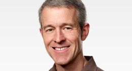 苹果COO被大学生引用iPhone X制造成本仅350美元分析报告发问 他这么回