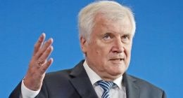 德国内政部长：封锁华为将损害德国经济