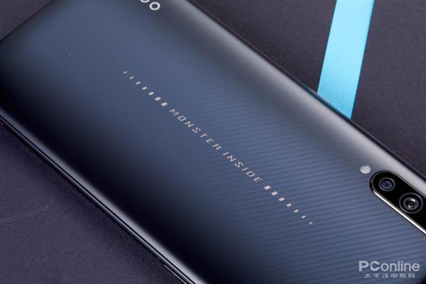 4000mAh仅用45分钟充满 iQOO手机充电实测