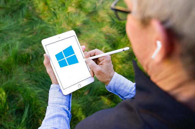 我是蒂姆·苹果,我的新品宣传图被网友玩坏了