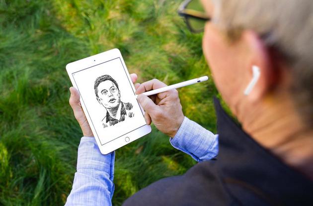 我是蒂姆·苹果,我的新品宣传图被网友玩坏了