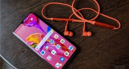 华为FreeLace无线耳机发布：设计巧妙，可用P30手机充电