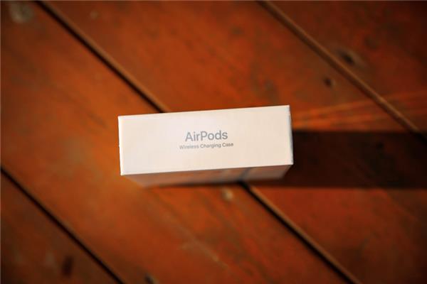 新AirPods体验报告：用过 就再也回不去了