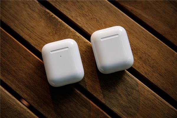 新AirPods体验报告：用过 就再也回不去了