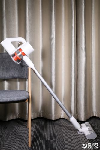9锥气旋媲美高端！米家手持无线吸尘器开箱图赏