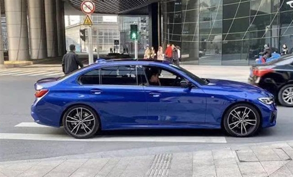全新宝马3系实车谍照国内曝光：上海车展首发