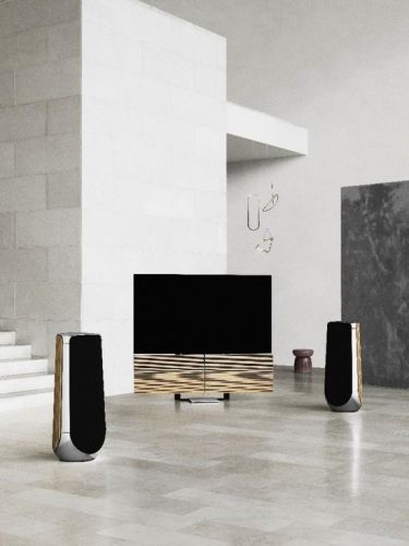 中毒!B&O推77吋电视:可像蝴蝶翅膀一样展开