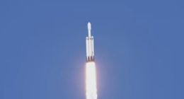 猎鹰重型火箭已进行首次商业发射 将一颗6吨重卫星送入预订轨道