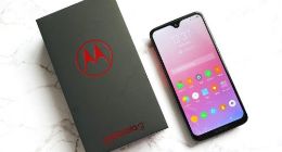 摩托罗拉G7 Plus深海蓝图赏：经典“大眼萌”造型吸睛