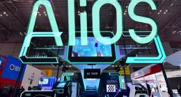 阿里发布AliOS车载小程序：可通过触控、语音在线点餐