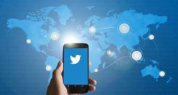 特朗普向Twitter CEO抱怨：为啥限制删除我的一些粉丝