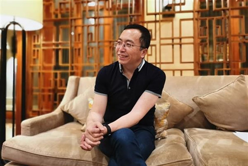 荣耀赵明反讽雷军:有些话不适合知识分子讲_副本