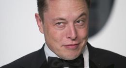 特斯拉发邮件警告员工 泄密三条路:开除、赔偿、起诉