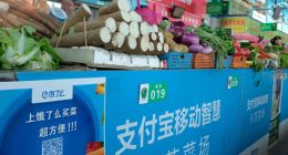 线上外卖采买员、净菜鲜切员月入过万，成了老菜场最忙碌的新岗位
