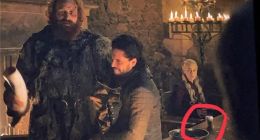 《权力的游戏》穿帮咖啡被删：星巴克获23亿美元广告效应