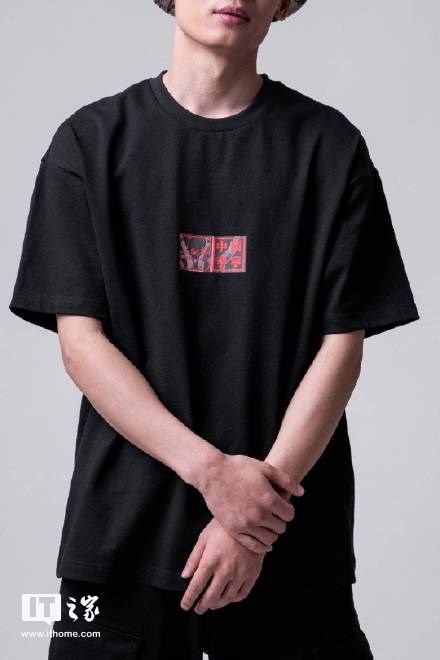 真 · 一切皆有可能:人民日报联合李宁推出硬核联名款,直接把报纸印衣服上