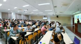 《绘真·妙笔千山》主策划走进北大课堂，与学子共赏国风之美