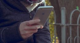 江西教育厅出台文件：禁止本科生带手机进课堂