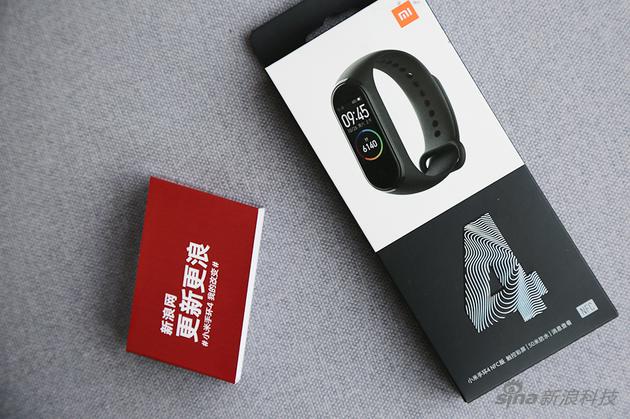小米手环4