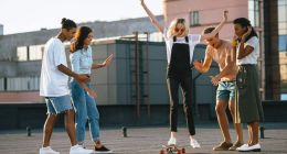 小城青年比新中产更“爱”电动牙刷？618撬开下沉市场三要素