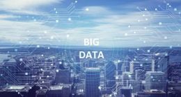 极光财报看点：规模和业绩何者更该先行