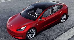 特斯拉今年上半年生产13.5万辆Model 3 是去年全年近九成
