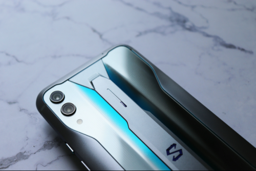 【techweb】黑鲨游戏手机2 pro5022