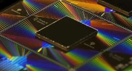 媒体近距离接触谷歌量子计算机：还要解决哪些问题