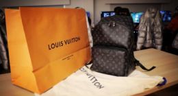 S9冠军候选队FPX战队晒LV包包 每个价值1.5万元