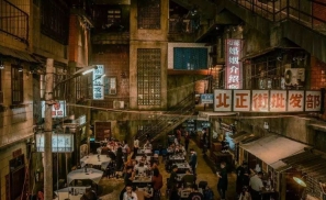 五环之外的下沉市场，有人掘金，有人沉沦