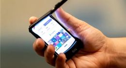 摩托罗拉RAZR广告片出炉：“Hello，Moto”情怀满满