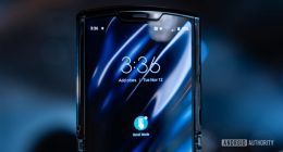 摩托罗拉发布手机（图赏）：Razr折叠手机“刀锋”重现 1499刀起