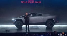 马斯克回应电动皮卡车窗玻璃被砸碎：砸车门震碎了玻璃基底