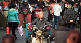 下沉市场疫情“大考”，餐饮老板：“我太南了”