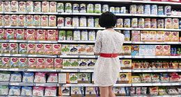 奶源向左配方向右，飞鹤、澳优、贝因美们要如何重振国产奶粉？